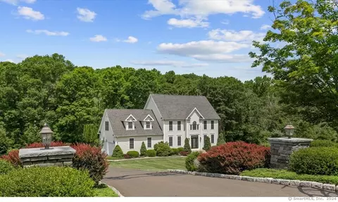 30 Erika Ct, Durham, CT 06422