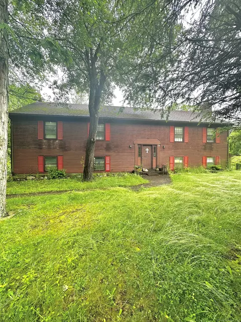 18 Rose Ln, Stonington, CT 06378