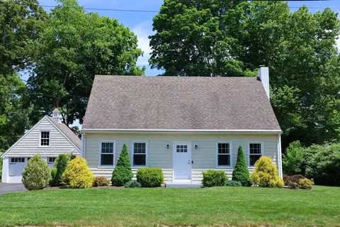 37 Thorpe St, North Haven, CT 06473