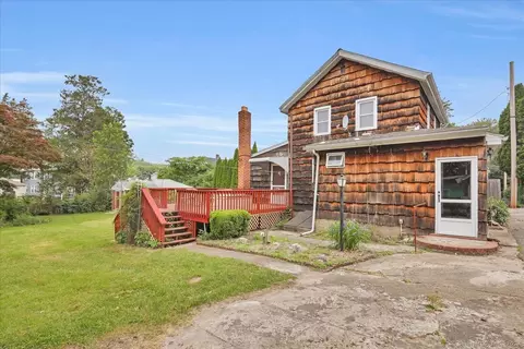 104 Grove St # R, Ansonia, CT 06401