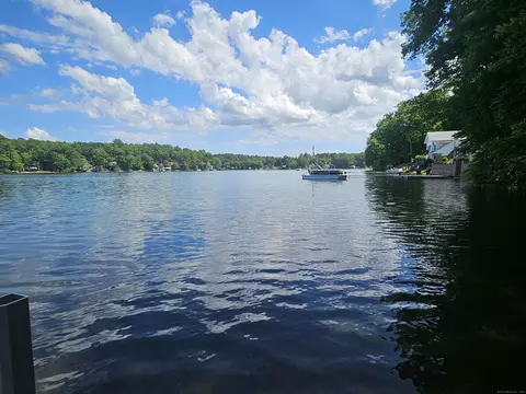 209 High Rock Ln, Killingly, CT 06241