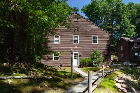 239 Old Farms Rd #17A, Avon, CT 06001