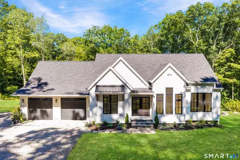 12 Chestnut Ln, New Preston, CT 06777