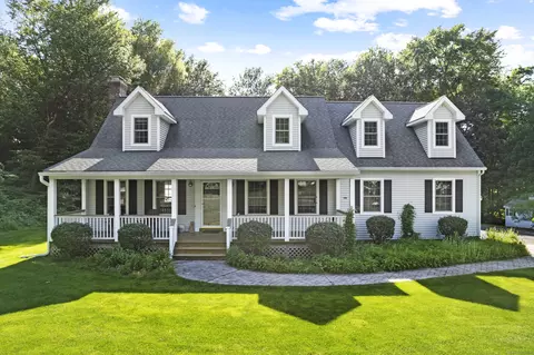42 Skyview Dr, Coventry, CT 06238