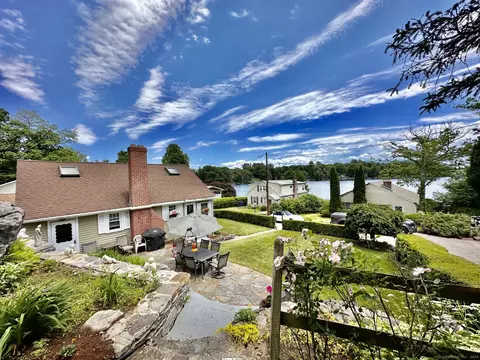 6 Lower Woodland Ter, Columbia, CT 06237