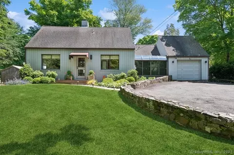42 Cross Hwy, Westport, CT 06880