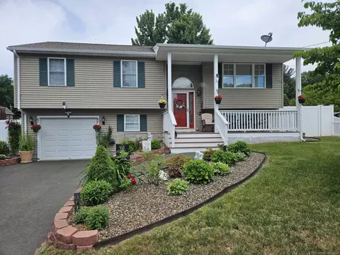 40 Bernardino Ave, Enfield, CT 06082