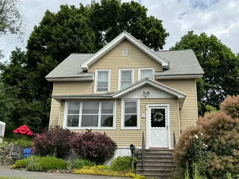 44 Commonwealth Ave, New Britain, CT 06053