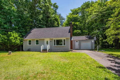 745 Burnham St, East Hartford, CT 06108