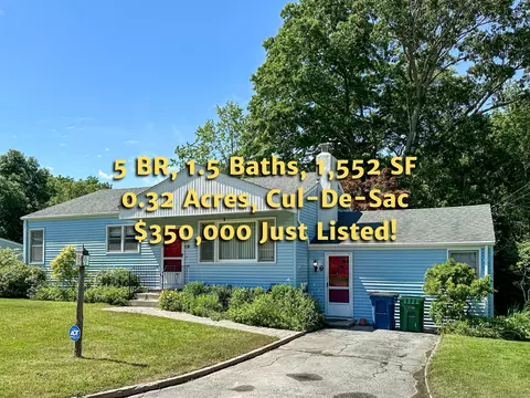 28 Rock Ridge Rd, Waterford, CT 06385