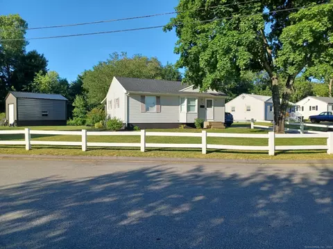 18 Great Plain Rd, Norwich, CT 06360