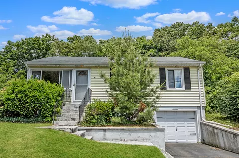 19 Corbin Rd, East Haven, CT 06512