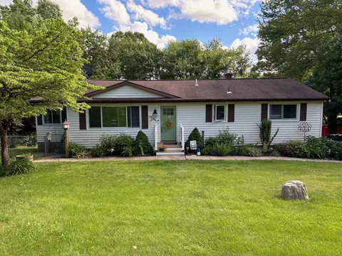 32 Cassandra Dr, Wolcott, CT 06716