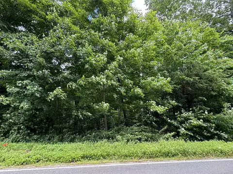 76 Salem Rd, Prospect, CT 06712