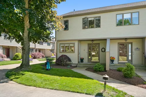 100 Sheffield St #B6, Old Saybrook, CT 06475