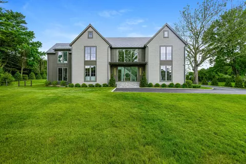 28 Old Farm Rd # A, Darien, CT 06820