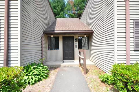 507 Twin Circle Dr #507, South Windsor, CT 06074