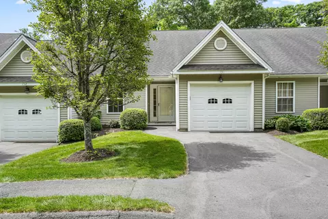 151 Louis Hill Rd #151, Sandy Hook, CT 06482