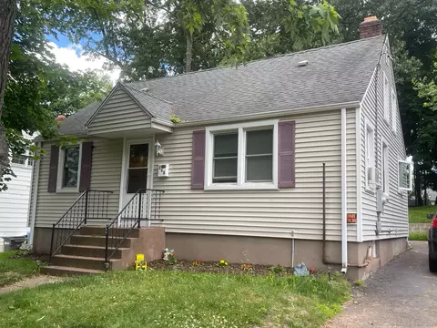 113 Lenox St, Manchester, CT 06040