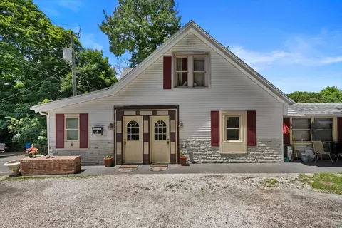4 Post St, Waterbury, CT 06706