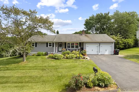 285 Tumblebrook Rd, Meriden, CT 06450