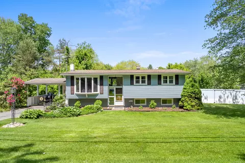 155 Gallup Hill Rd, Ledyard, CT 06339
