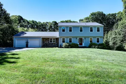 320 Woodhaven Rd, Glastonbury, CT 06033
