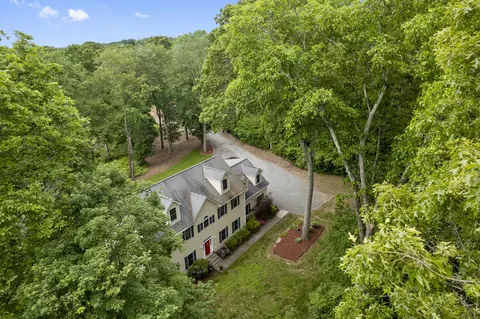 3 Huntley Rd # -1, Old Lyme, CT 06371
