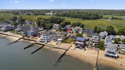 169 Shore Rd, Clinton, CT 06413