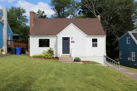 49 Edgewood St, East Hartford, CT 06108