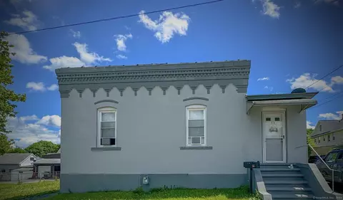 55 America St, Waterbury, CT 06708