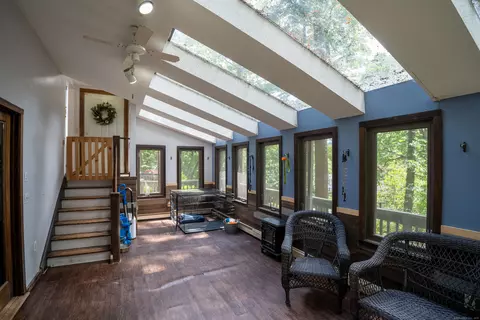 20 Deer Park Rd, Weatogue, CT 06089