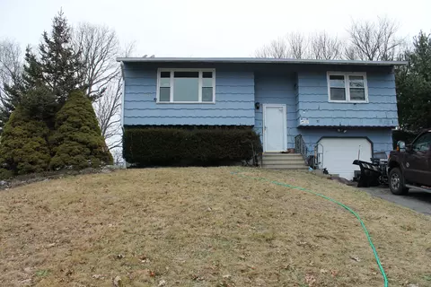56 Stowe Rd, Waterbury, CT 06704