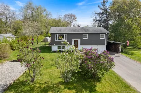 50 Major Dr, Plainfield, CT 06374