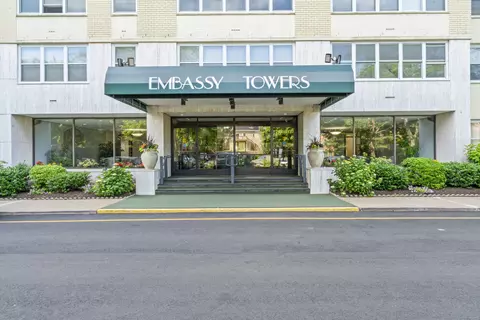 2625 Park Ave #3L, Bridgeport, CT 06604
