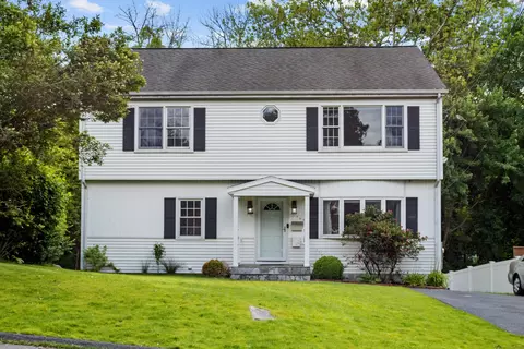103 Ledge Ln, Stamford, CT 06905 photo 1