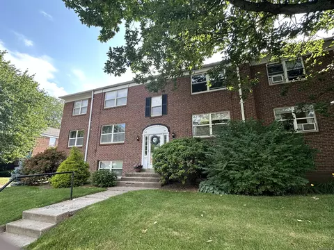 40 Arnold Way #40, Hartford, CT 06106