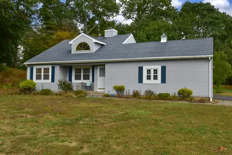 151 Elvree St, Manchester, CT 06042