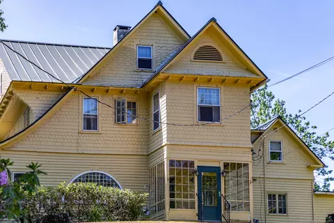 508 W Wakefield Blvd, Winchester, CT 06098