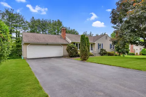 165 Ridgewood Ln, Berlin, CT 06037