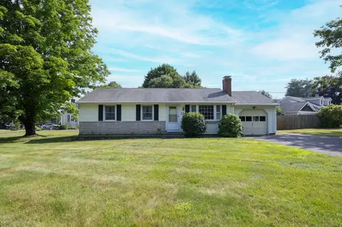 28 Stevens St, Bristol, CT 06010