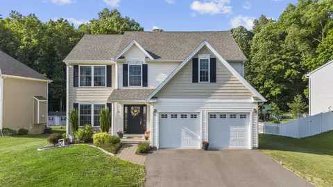 20 Carlie Ct, Middletown, CT 06457
