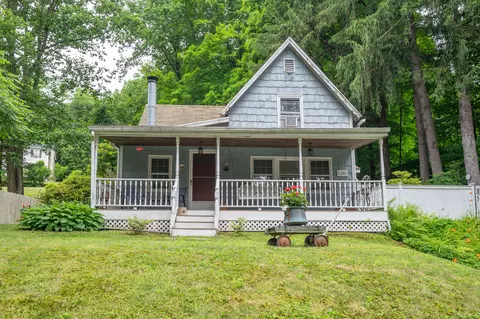 32 Putnam Park Rd, Bethel, CT 06801