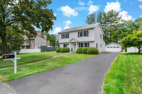 42 Circle Dr, Greenwich, CT 06830
