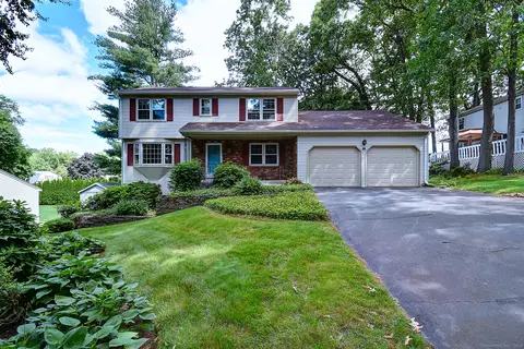 35 Uconn Ave, Glastonbury, CT 06033