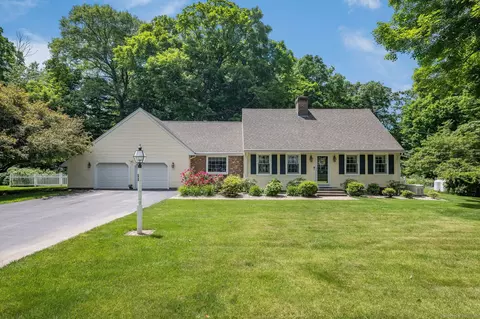 53 Kelseytown Rd, Clinton, CT 06413