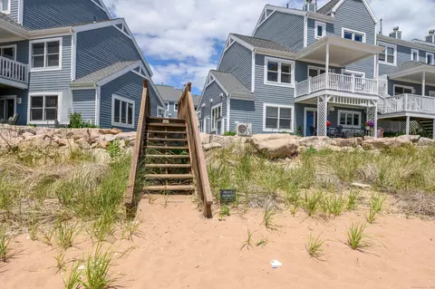 76 Cosey Beach Ave #3, East Haven, CT 06512