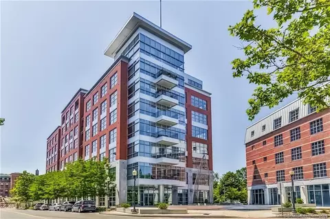 33 N Water St #206, Norwalk, CT 06854