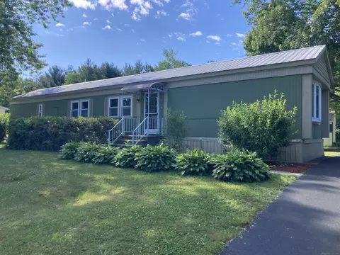 25 Breezy Ln, Thompson, CT 06262