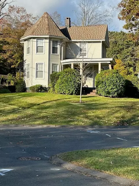 215 Sherman Ave, Hamden, CT 06518 photo 1